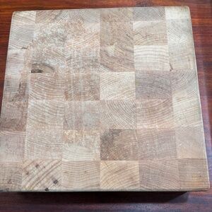 John Boos 12”x12”x3” cutting board